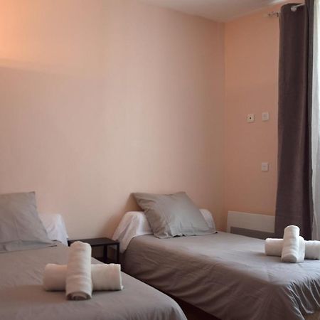 Le Lys Hotel Lacrouzette Ngoại thất bức ảnh
