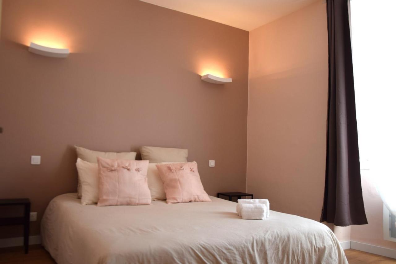 Le Lys Hotel Lacrouzette Ngoại thất bức ảnh