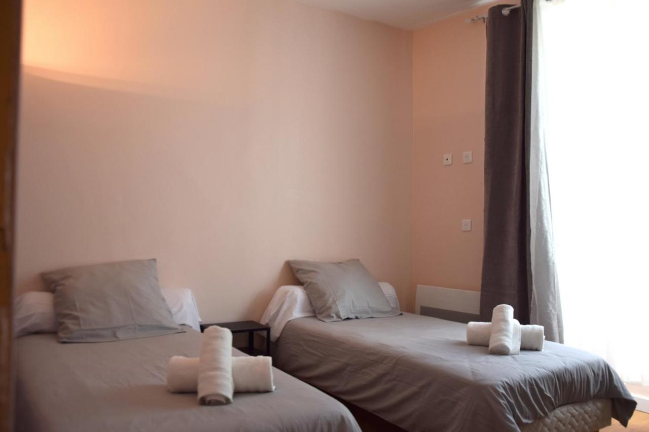 Le Lys Hotel Lacrouzette Ngoại thất bức ảnh
